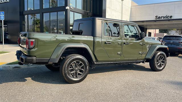 used 2023 Jeep Gladiator car, priced at $29,954