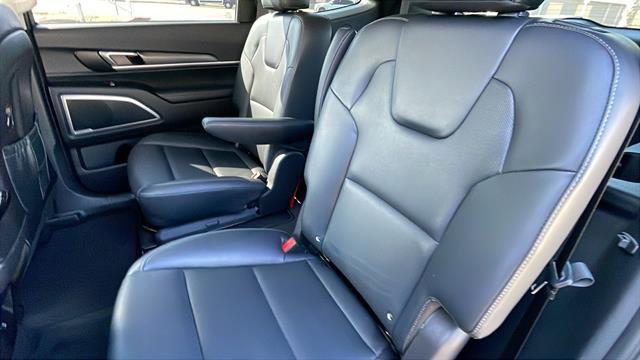used 2022 Kia Telluride car, priced at $29,122