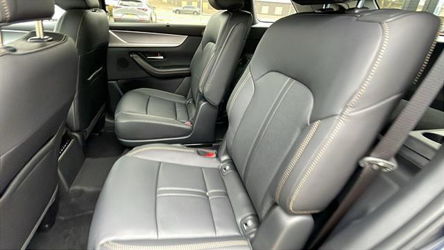 new 2025 Mazda CX-90 PHEV car, priced at $49,625