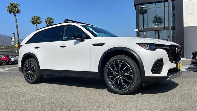 new 2025 Mazda CX-70 PHEV car, priced at $56,921