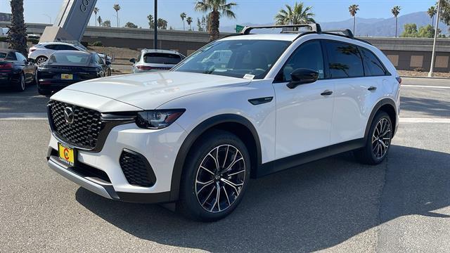new 2025 Mazda CX-70 PHEV car, priced at $56,921