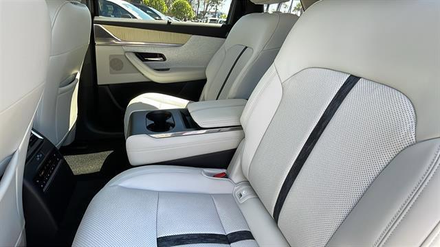 new 2025 Mazda CX-90 car, priced at $54,905