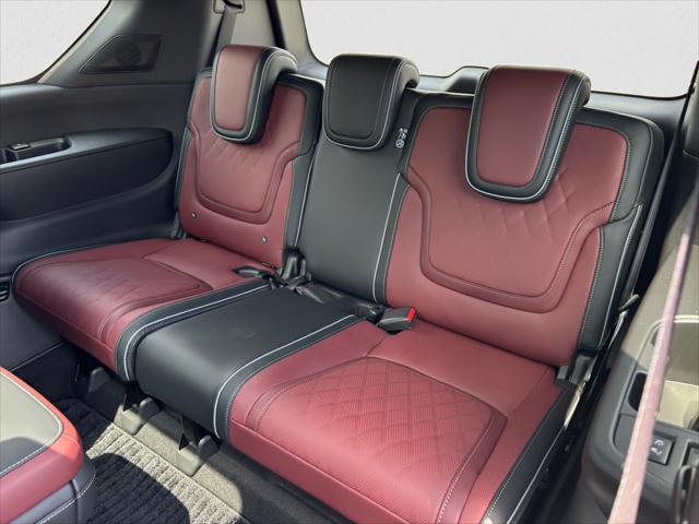 new 2025 INFINITI QX80 car, priced at $105,254