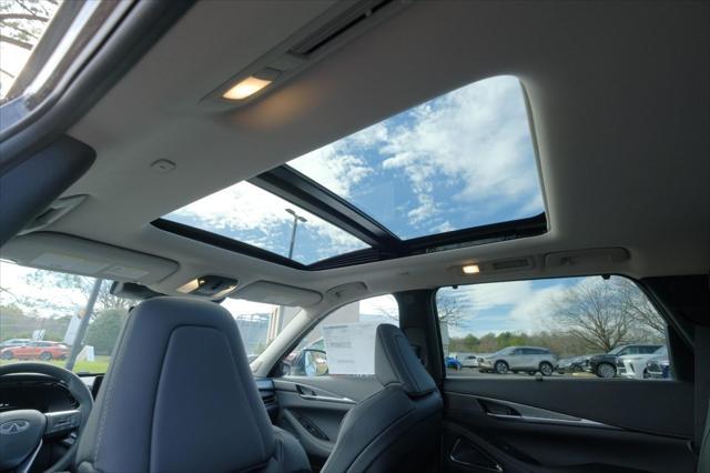 new 2025 INFINITI QX60 car, priced at $61,080