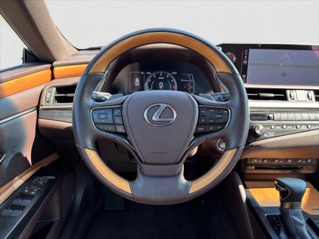 used 2019 Lexus ES 350 car, priced at $35,995