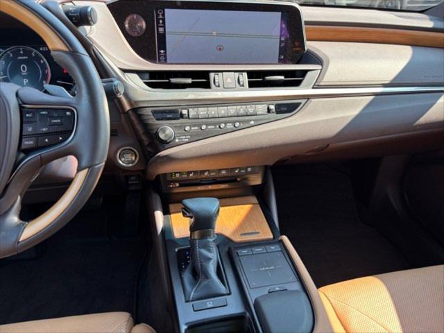 used 2019 Lexus ES 350 car, priced at $35,995