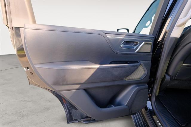 new 2025 INFINITI QX80 car, priced at $97,909