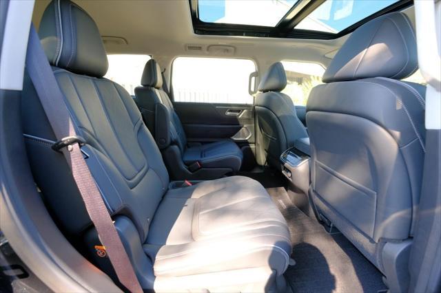 new 2025 INFINITI QX80 car, priced at $97,909
