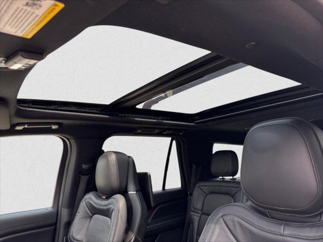 used 2018 Lincoln Navigator car, priced at $44,995