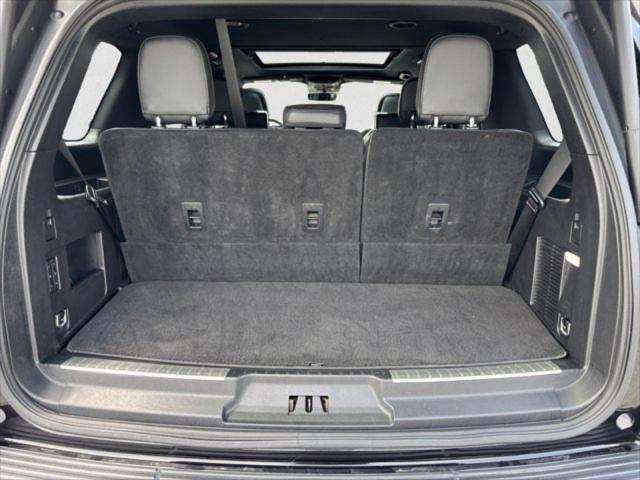 used 2018 Lincoln Navigator car, priced at $44,995