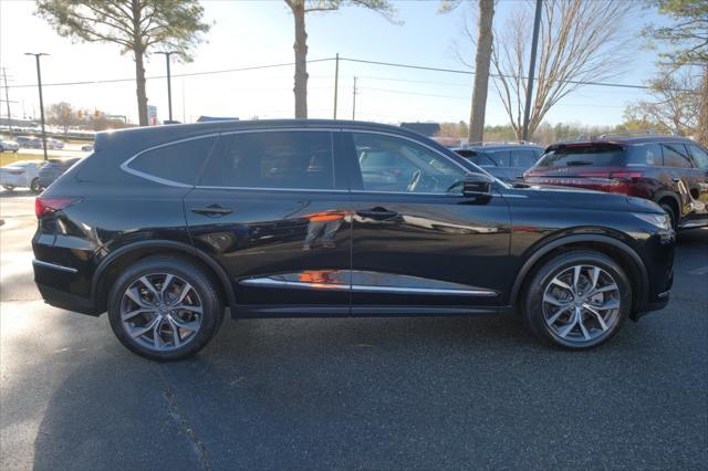 used 2022 Acura MDX car, priced at $43,995