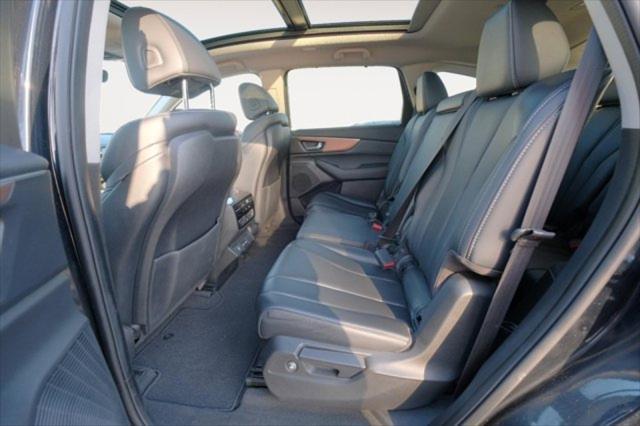 used 2022 Acura MDX car, priced at $43,995
