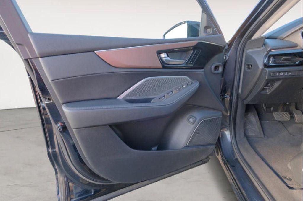 used 2022 Acura MDX car, priced at $42,995