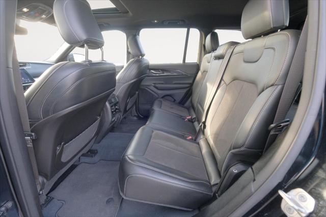 used 2023 Jeep Grand Cherokee car, priced at $37,495