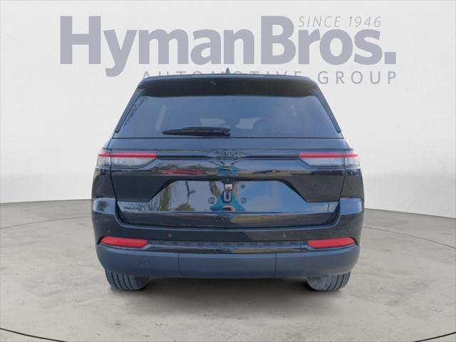 used 2023 Jeep Grand Cherokee car, priced at $37,495