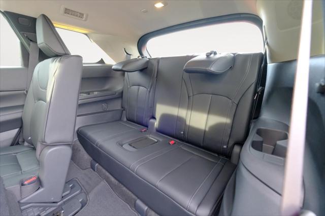 new 2025 INFINITI QX60 car, priced at $58,080