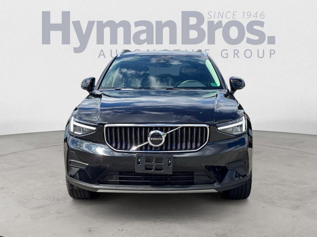 used 2025 Volvo XC40 car, priced at $30,995