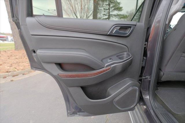 used 2017 GMC Yukon car, priced at $28,995