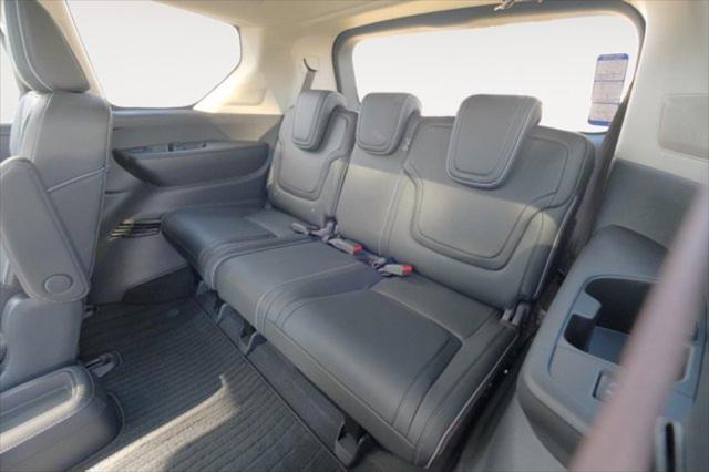 new 2025 INFINITI QX80 car, priced at $88,999
