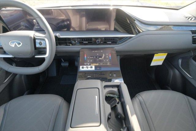 new 2025 INFINITI QX80 car, priced at $88,999