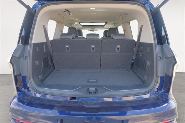 new 2025 INFINITI QX80 car, priced at $88,999