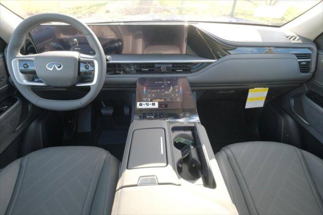 new 2025 INFINITI QX80 car, priced at $88,999