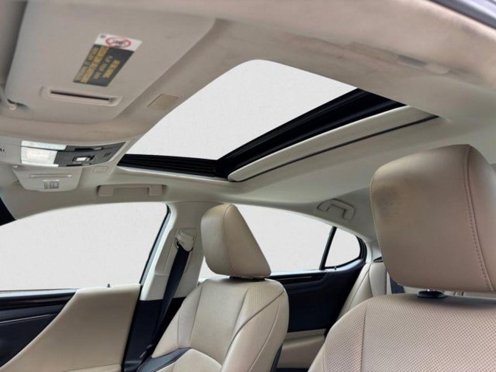 used 2019 Lexus ES 350 car, priced at $30,995