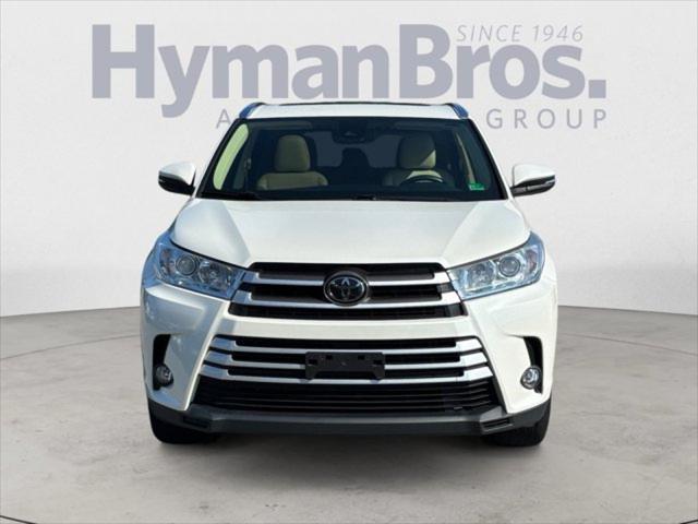 used 2018 Toyota Highlander car, priced at $26,995