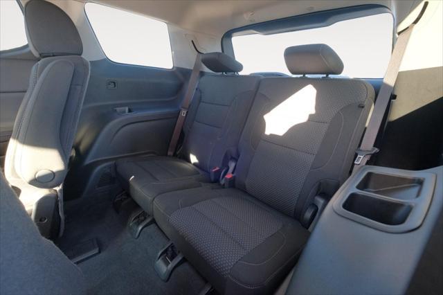 used 2022 GMC Acadia car, priced at $30,995