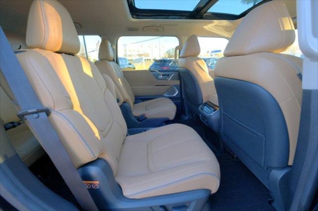 new 2025 INFINITI QX80 car, priced at $98,531