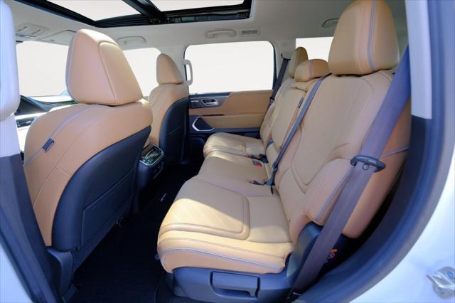 new 2025 INFINITI QX80 car, priced at $92,194