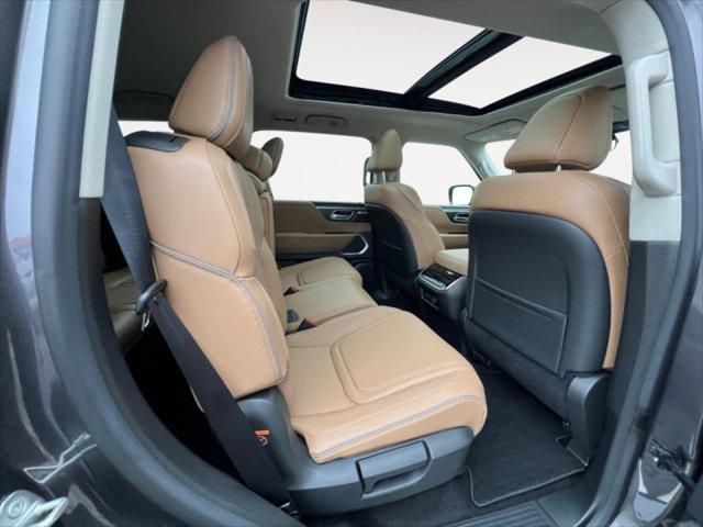 new 2025 INFINITI QX80 car, priced at $88,999