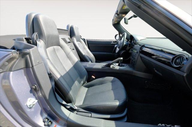 used 2006 Mazda MX-5 Miata car, priced at $12,495