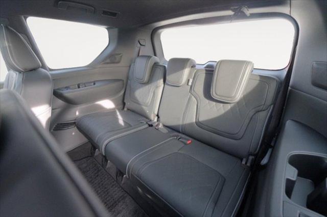 new 2025 INFINITI QX80 car, priced at $105,001