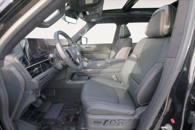 new 2025 INFINITI QX80 car, priced at $105,001