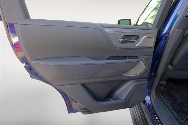 new 2025 INFINITI QX80 car, priced at $108,001