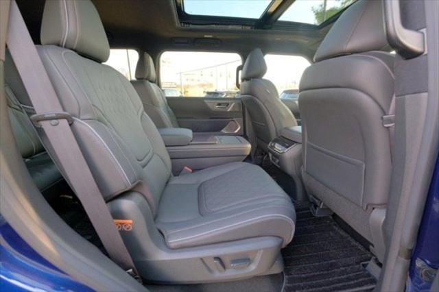 new 2025 INFINITI QX80 car, priced at $105,001
