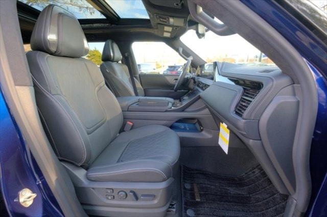new 2025 INFINITI QX80 car, priced at $105,001