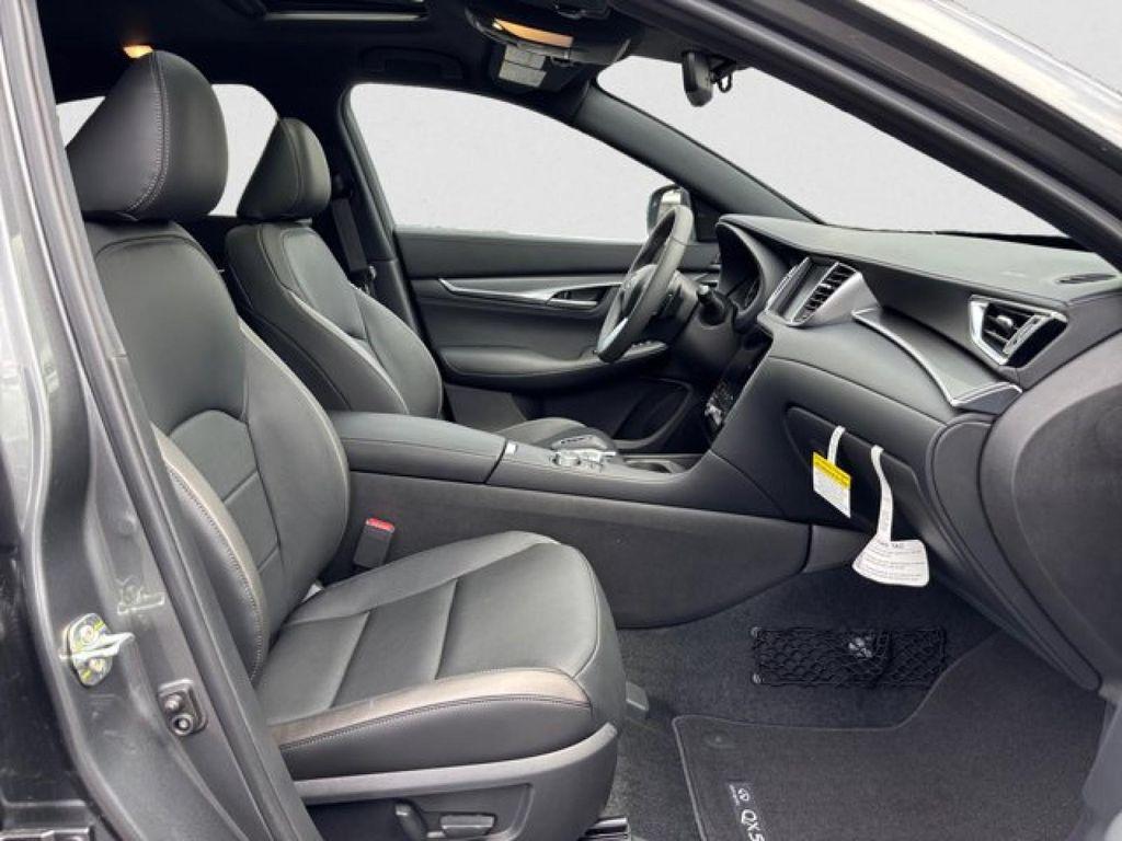 new 2025 INFINITI QX55 car, priced at $43,019