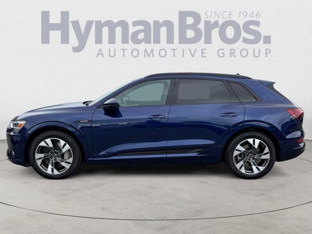 used 2022 Audi e-tron car, priced at $29,995