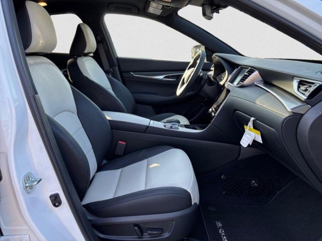 new 2025 INFINITI QX55 car, priced at $46,374