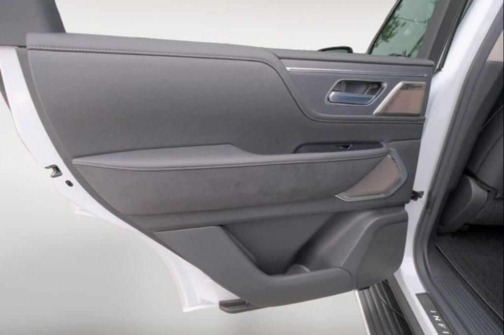 new 2025 INFINITI QX80 car, priced at $92,843