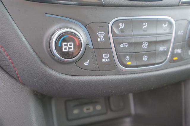 used 2022 Chevrolet Equinox car, priced at $29,995