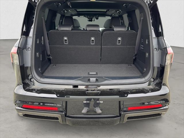 new 2025 INFINITI QX80 car, priced at $105,001