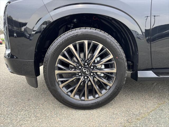 new 2025 INFINITI QX80 car, priced at $112,590