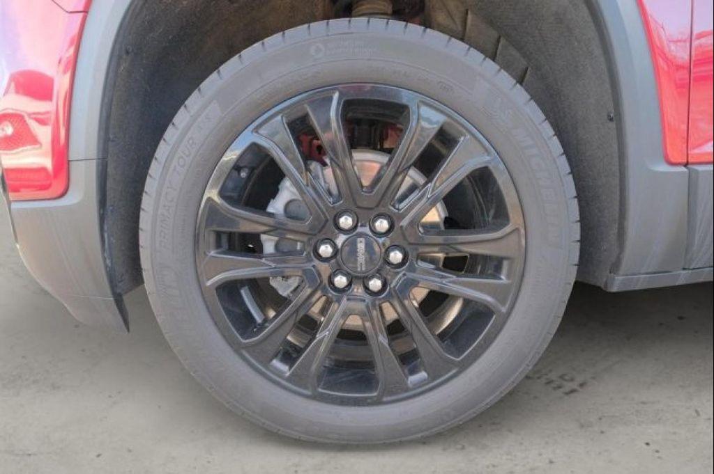 used 2022 GMC Acadia car, priced at $30,995