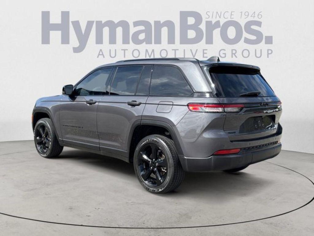 used 2023 Jeep Grand Cherokee car, priced at $32,995