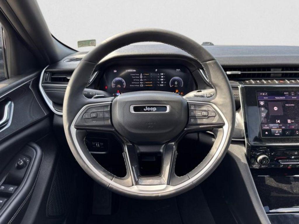 used 2023 Jeep Grand Cherokee car, priced at $32,995