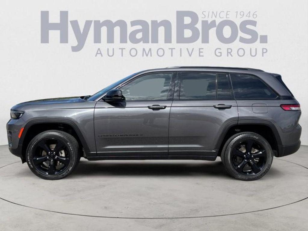used 2023 Jeep Grand Cherokee car, priced at $32,995