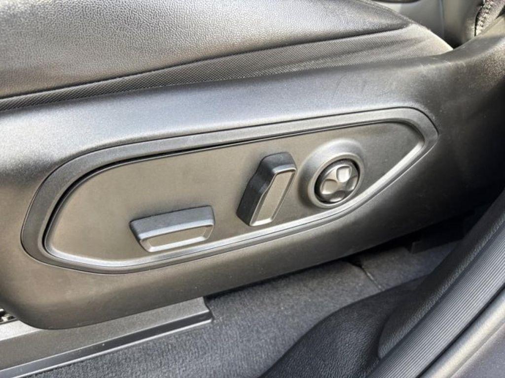 used 2023 Jeep Grand Cherokee car, priced at $32,995